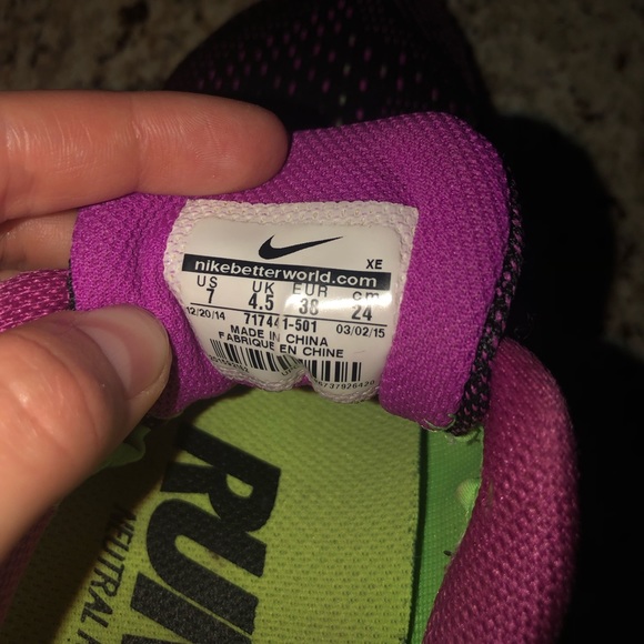 Nike running shoes - Picture 4 of 5